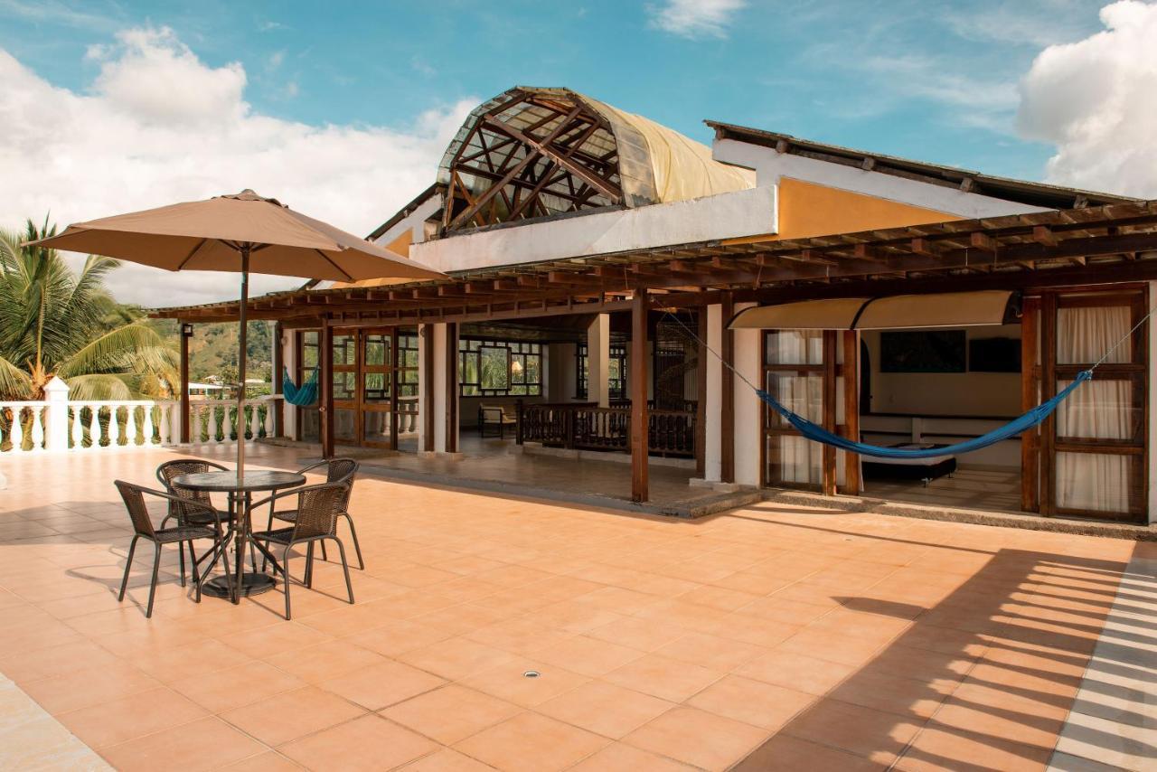Hotel Costa Choco Bahia Solano Exterior foto